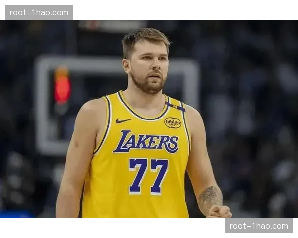 独行侠东契奇伤缺影响巨大，基德重新构建进攻发起体系